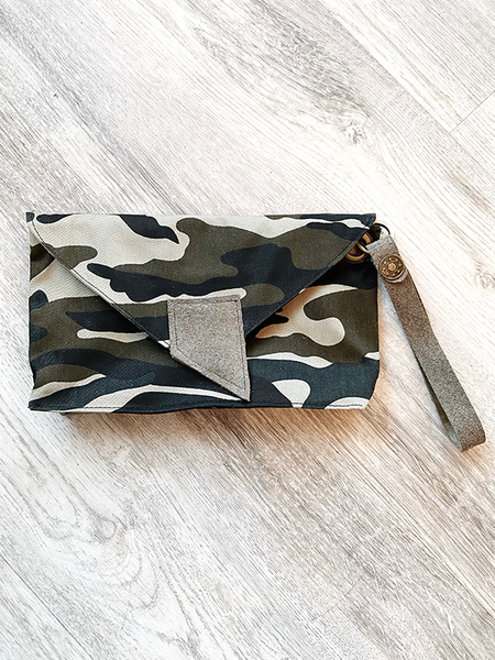 Camo Clutch